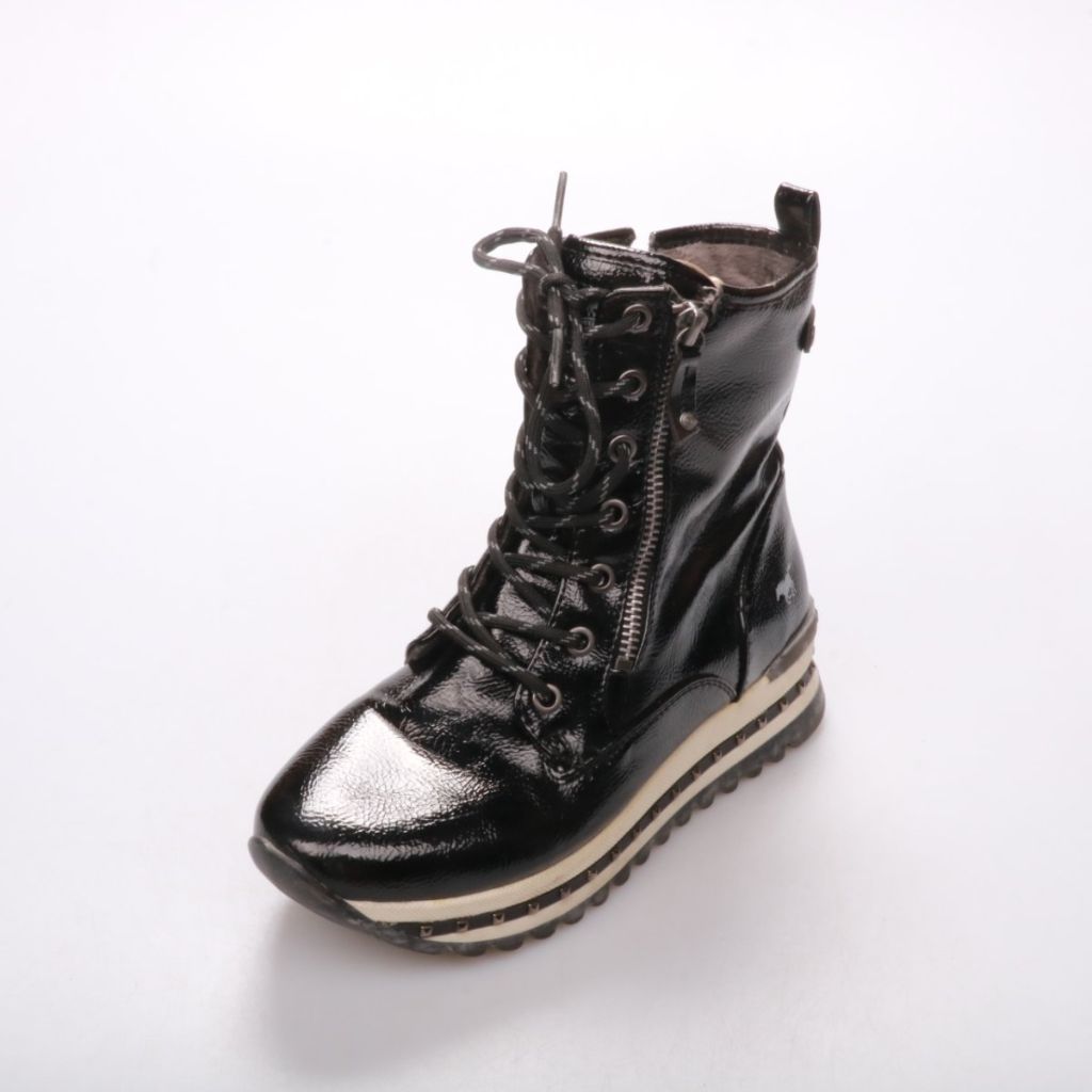 ботинки Mustang