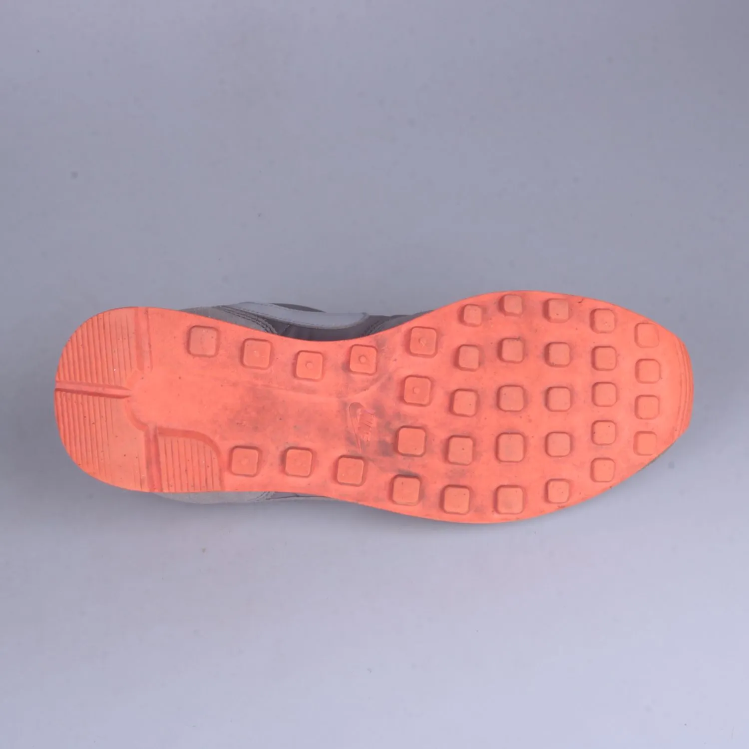 кроссовки Nike