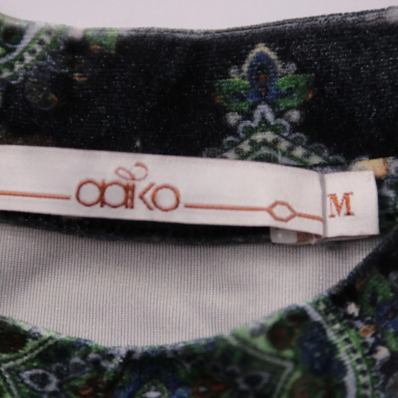 блузка Aiko